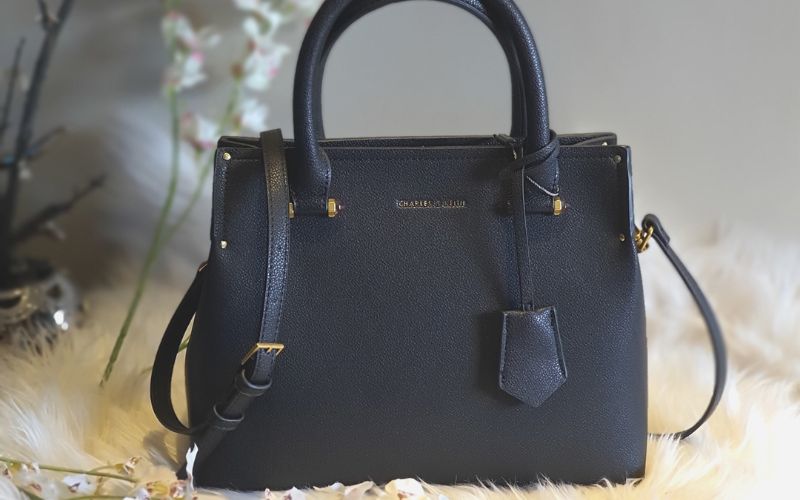 Handbag, a surprising Valentine's gift for your wife