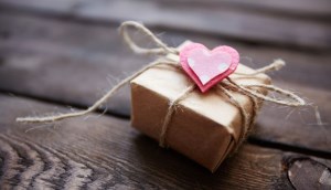 Valentine tặng gì cho bạn trai? Gợi ý quà tặng Valentine cho nam