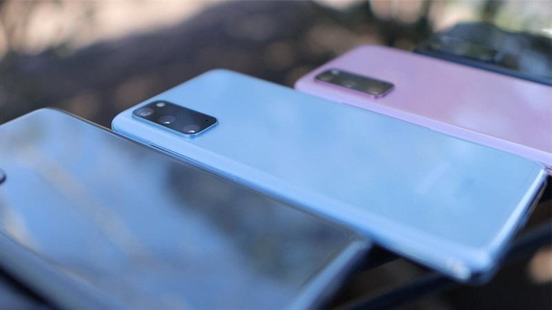 Samsung S20 FE có gam màu đơn giản nhưng sang trọng
