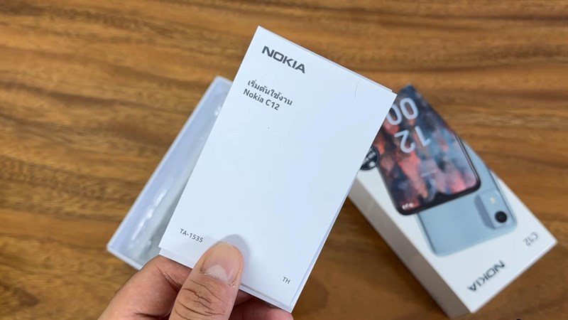 Trên tay Nokia C12: Chiếc smartphone bình dân với ngoại hình năng động, hiệu năng đủ dùng Trên tay Nokia C12: Chiếc smartphone bình dân với ngoại hình năng động, hiệu năng đủ dùng