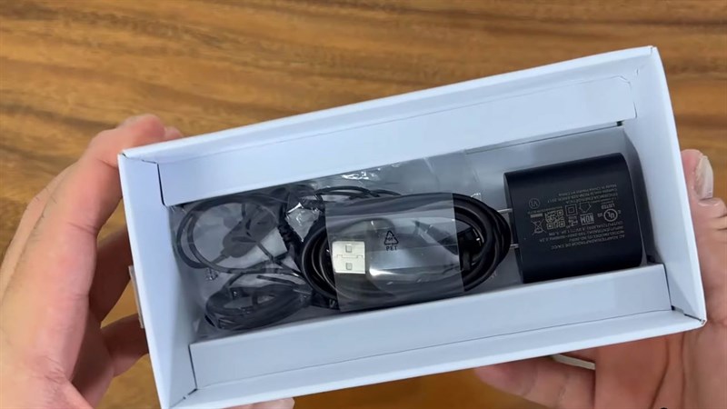Trên tay Nokia C12: Chiếc smartphone bình dân với ngoại hình năng động, hiệu năng đủ dùng Trên tay Nokia C12: Chiếc smartphone bình dân với ngoại hình năng động, hiệu năng đủ dùng