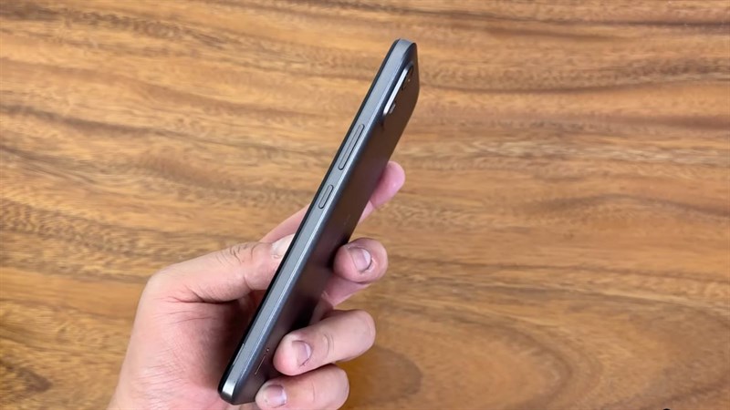 Trên tay Nokia C12: Chiếc smartphone bình dân với ngoại hình năng động, hiệu năng đủ dùng Trên tay Nokia C12: Chiếc smartphone bình dân với ngoại hình năng động, hiệu năng đủ dùng