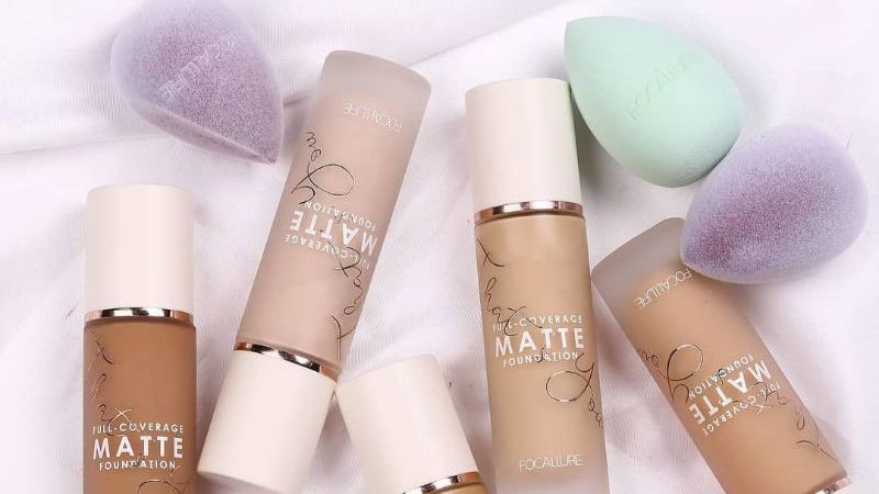 Kem lót trang điểm Focallure Full Coverage Matte Foundation