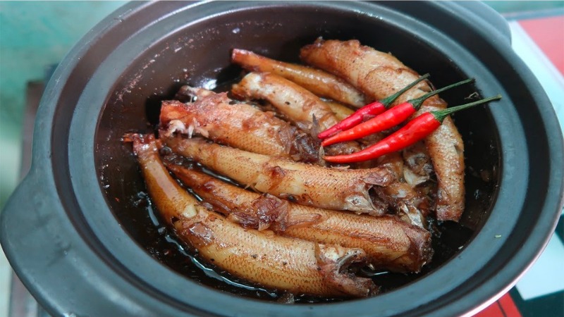 Braised mullet fish with pepper