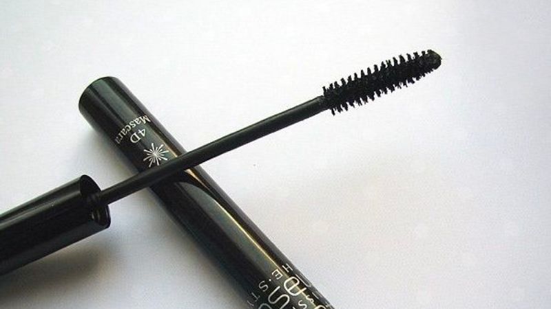 Bao bì, thiết kế mascara Missha The Style 4D