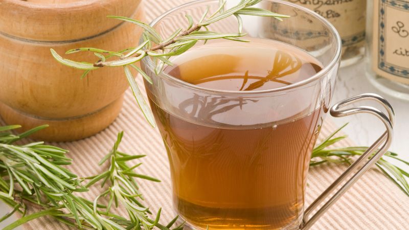 Cách pha trà hương thảo thơm ngon