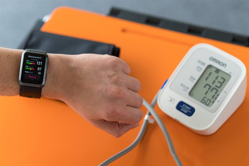 Trên tay Huawei Watch D