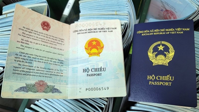 Bộ Công an sẽ bắt đầu cấp hộ chiếu gắn chip điện tử từ ngày 1/3