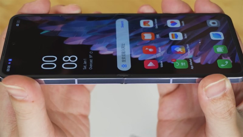 OPPO Find N2 Flip được trang bị pin 4.300 mAh