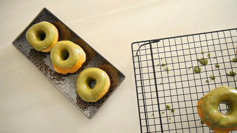 Donut trà xanh