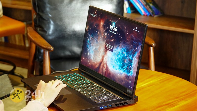 Acer Predator Helios 18 còn hỗ trợ tần số quét 240 Hz được mình đánh giá là rất cao, từ đó mang lại nhiều lợi ích cho việc chơi game. Acer Predator Helios 18 còn hỗ trợ tần số quét 240 Hz được mình đánh giá là rất cao, từ đó mang lại nhiều lợi ích cho việc chơi game.