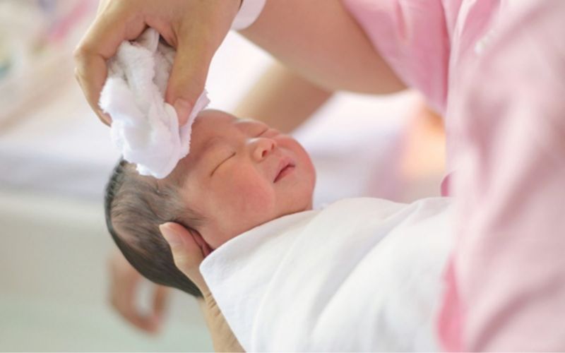 Hướng dẫn sử dụng và cách bảo quản sữa tắm Lactacyd Baby