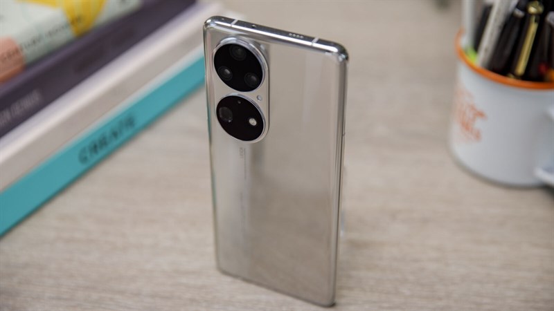 Huawei Mate 60 Pro sẽ được bán ra với mức giá là 1.199 USD (khoảng 28.5 triệu đồng).