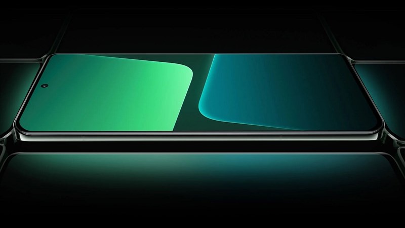 Ngôn ngữ thiết kế của Xiaomi 13 series cũng đã dược đổi mới so với Xiaomi 12 Ngôn ngữ thiết kế của Xiaomi 13 series cũng đã dược đổi mới so với Xiaomi 12