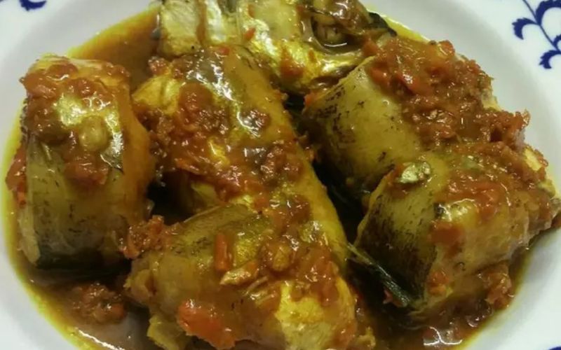 How to make delicious braised barracuda with turmeric, eat very well