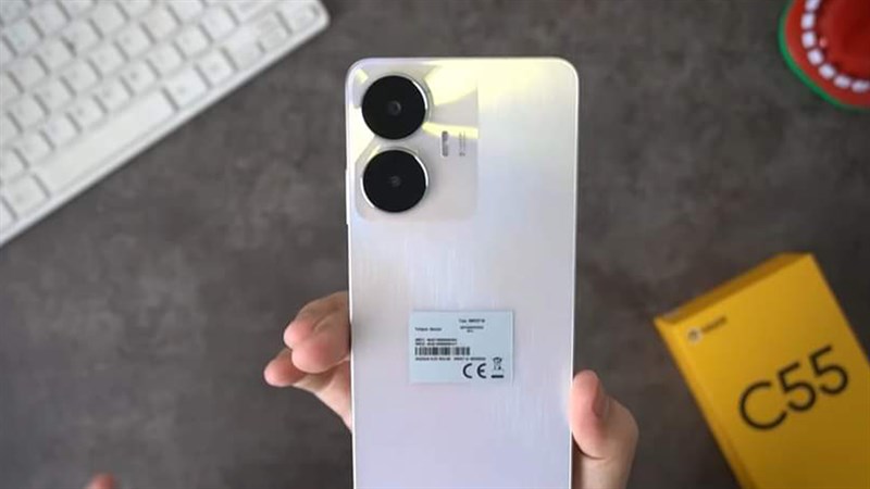 Lộ video tiếp thị và hình ảnh trên tay của realme C55 Lộ video tiếp thị và hình ảnh trên tay của realme C55