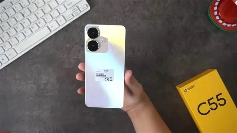 Lộ video tiếp thị và hình ảnh trên tay của realme C55 Lộ video tiếp thị và hình ảnh trên tay của realme C55