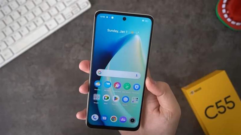 Lộ video tiếp thị và hình ảnh trên tay của realme C55 Lộ video tiếp thị và hình ảnh trên tay của realme C55