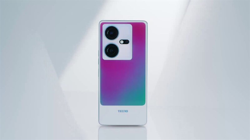 Có lẽ Tecno sắp khởi đầu xu hướng mới về màu sắc ở lưng điện thoại Có lẽ Tecno sắp khởi đầu xu hướng mới về màu sắc ở lưng điện thoại