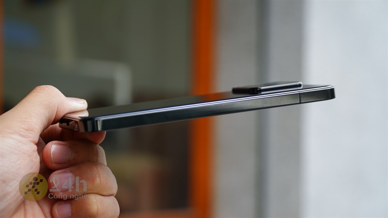 Trên tay Xiaomi 13 tại Việt Nam Trên tay Xiaomi 13 tại Việt Nam