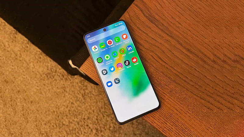 Đầu tháng Galaxy S21 FE ưu đãi rực rõ đến 2 triệu kèm trả góp 0%