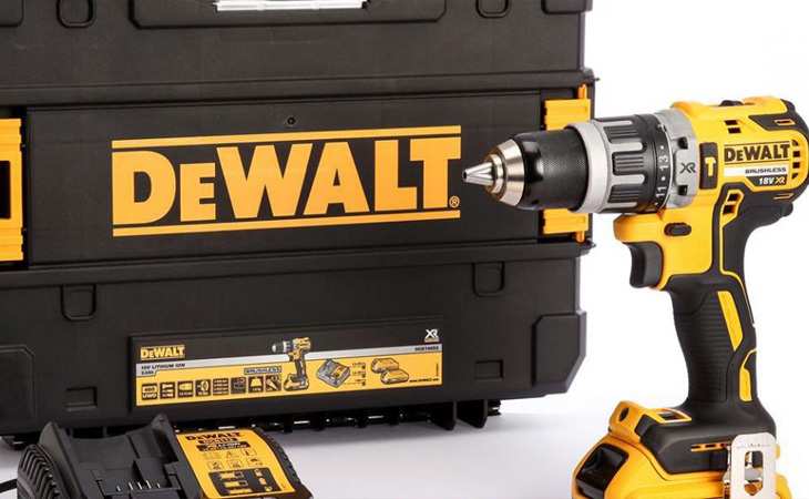 Máy khoan cầm tay Dewalt