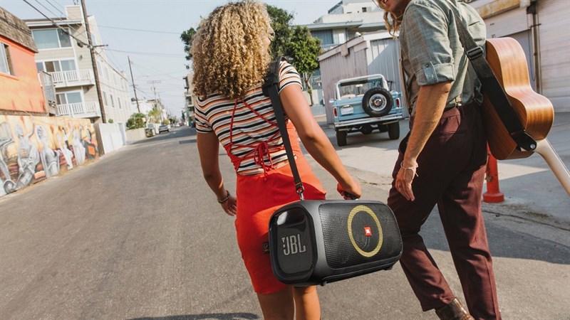 JBL Partybox On The Go: Loa không dây chất lượng cao, âm sắc tuyệt vời
