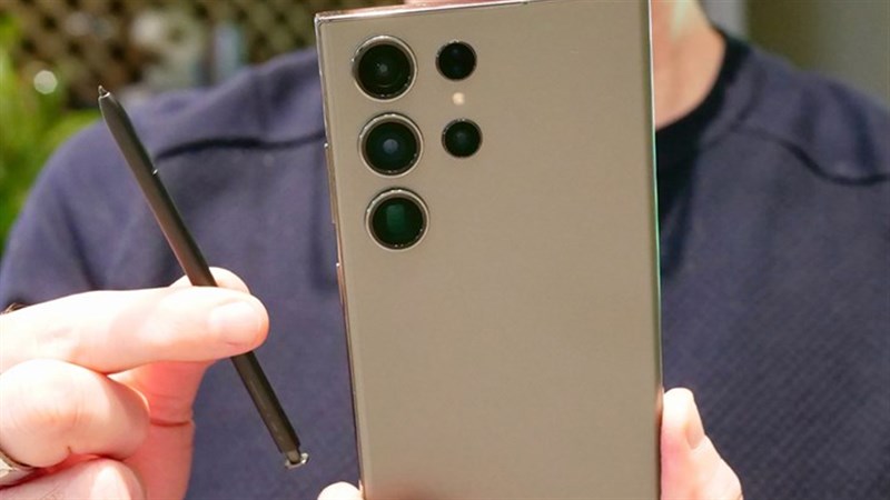 Sự cố ngắt kết nối S Pen trên Galaxy S23 Ultra