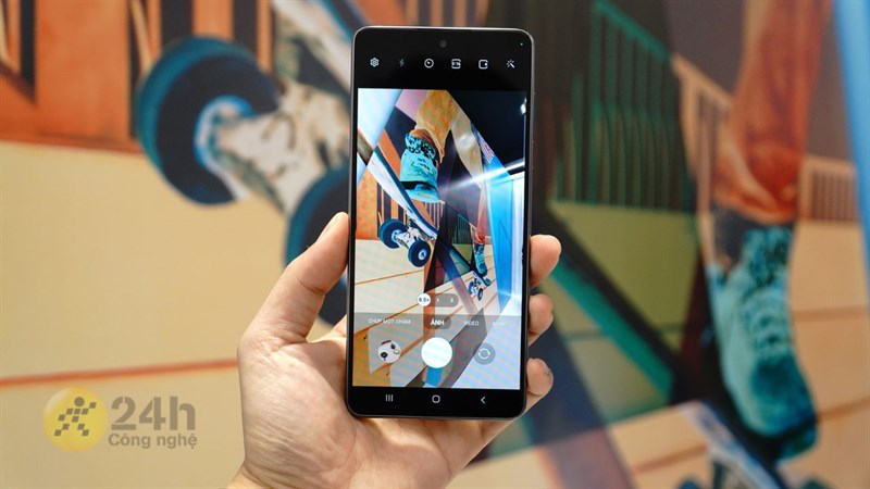 Một số mẫu điện thoại có camera macro - chụp ảnh siêu cận tốt