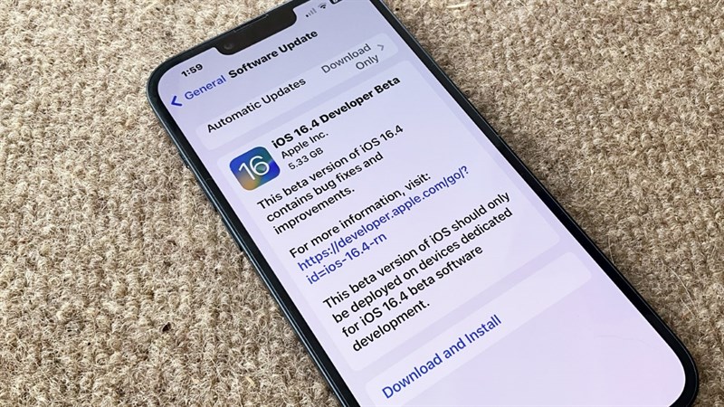 Apple tung hai bản vá bảo mật khẩn cấp trong thời gian ngắn, liệu có gì bất thường không nhỉ? 