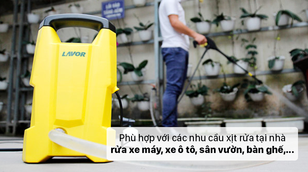 Máy phun xịt rửa áp lực cao Lavor Ninja - Plus 130 1800W phun ra các tia nước mạnh mẽ loại bỏ bụi bẩn nhanh chóng nhờ công suất 1700W.