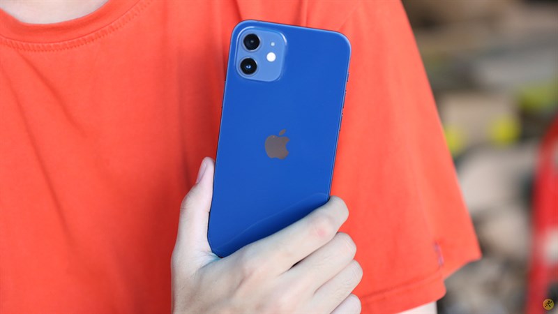 iPhone 12 chưa bao giờ lỗi thời, đang giảm cả 4.5 triệu, đừng bỏ qua