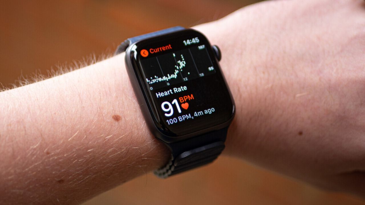 Tính năng đo nhịp tim trên smartwatch là gì