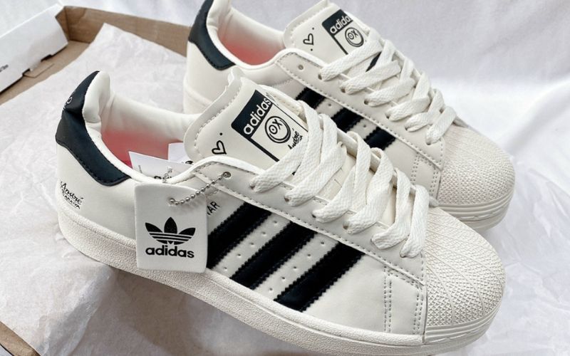 Adidas Superstar