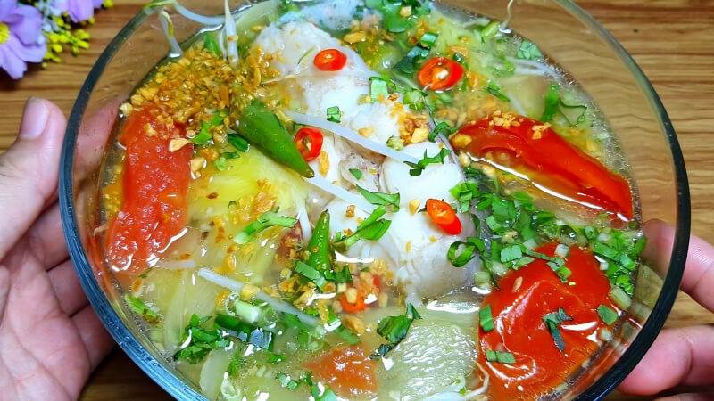 Sour soup with herring fish