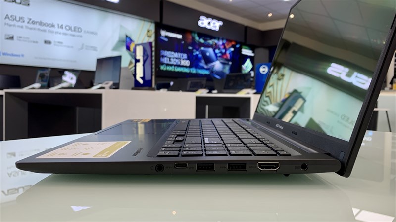 Asus Vivobook 15 OLED