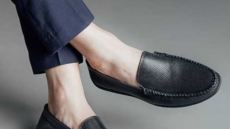 Phối đồ đơn giản với Slipper Loafer