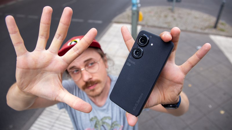 ASUS Zenfone 10 bị rò rỉ, cấu hình cực kì ấn tượng nhưng lại bị loại bỏ thứ này 