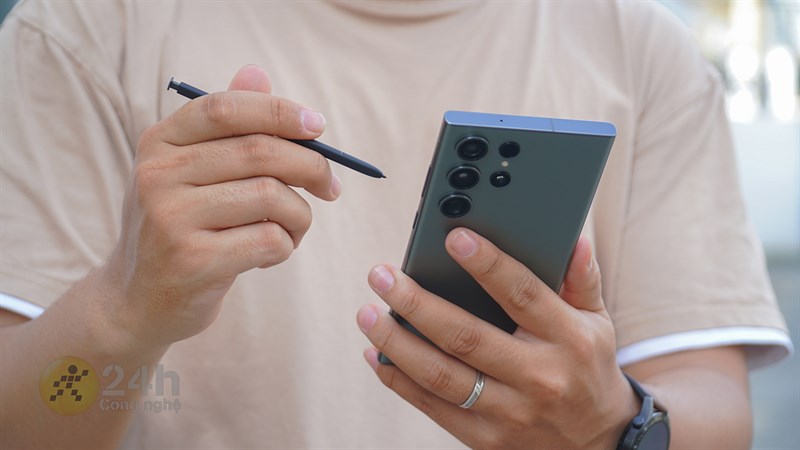 Các kiểu chọn smartphone thường thấy trong giới trẻ ngày nay, bạn thuộc kiểu nào?