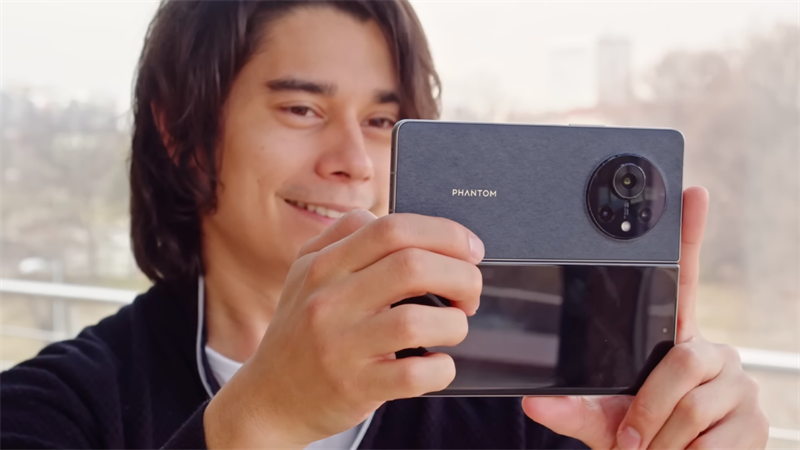 Cùng mình xem qua những bức ảnh được chụp từ camera của Tecno Phantom V Fold nha! Nguồn: GSMArena. Cùng mình xem qua những bức ảnh được chụp từ camera của Tecno Phantom V Fold nha! Nguồn: GSMArena.