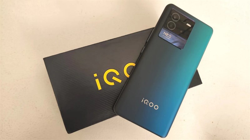 iQOO Neo 8 Pro rò rỉ: Chip Dimensity mới nhất, màn hình 1.5K và sạc nhanh 120W