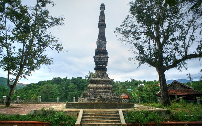 Muong Luan Tower