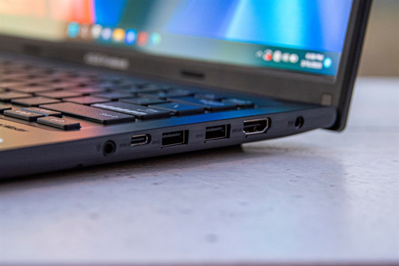 Nâng tầm trải nghiệm với màn hình OLED, vi xử lý Intel Gen 13 với loạt laptop từ ASUS