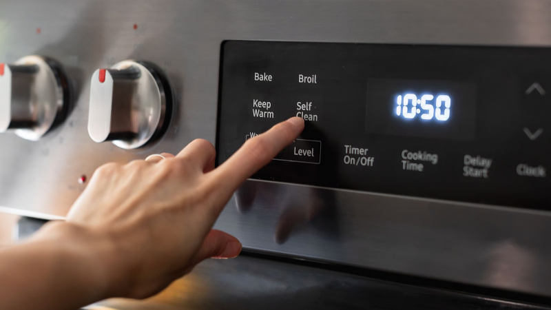 Self-cleaning mode of the oven