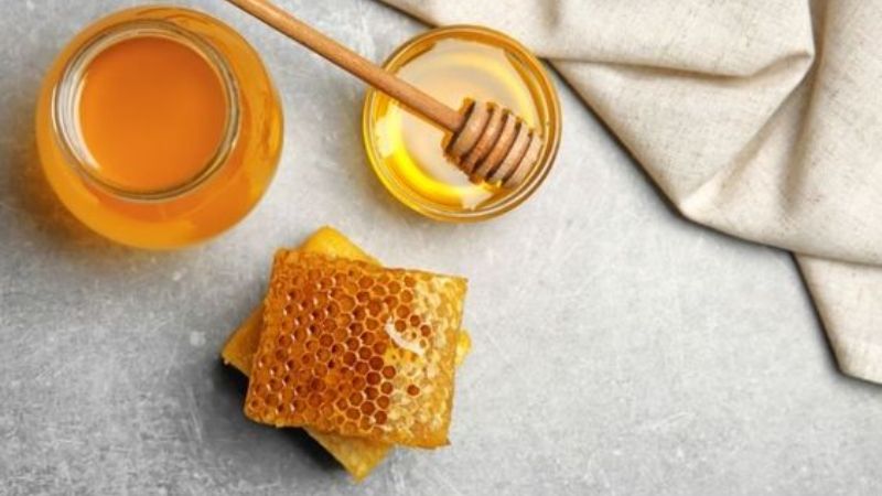 What is longan flower honey? Characteristics and benefits of Hung Yen longan flower honey