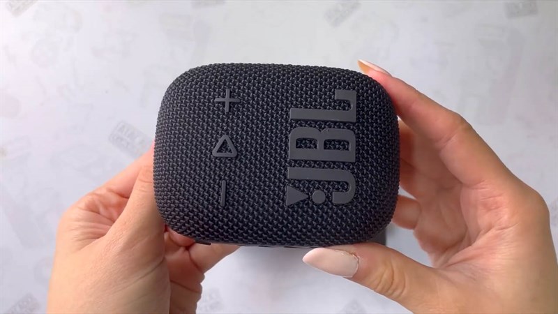 Trên tay loa JBL Wind 3S