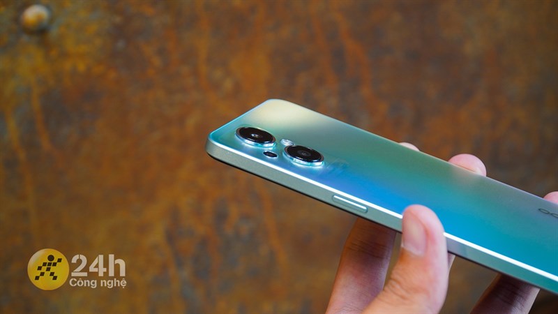 Điện thoại mỏng nhẹ sale ngập tràn đầu tuần, giá chỉ từ 5.49 triệu Điện thoại mỏng nhẹ sale ngập tràn đầu tuần, giá chỉ từ 5.49 triệu