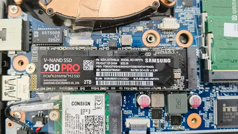 Ổ cứng SSD Samsung 980 Pro bị làm giả tại Trung Quốc