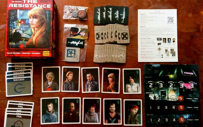 Hướng dẫn cách chơi board game Resistance cơ bản, mở rộng