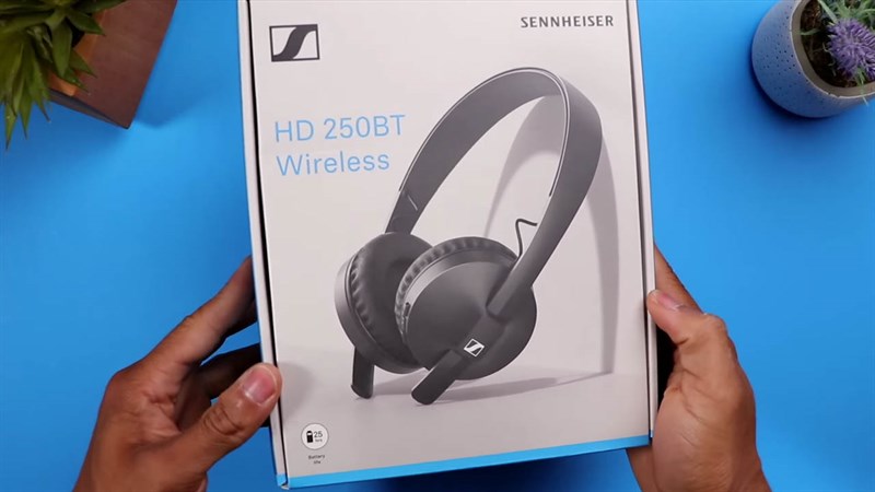 Trên tay Sennheiser HD 250BT